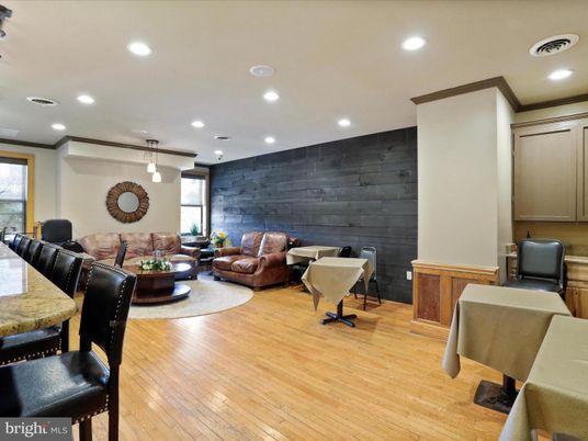 Dining room, Interior, Living room, Pendant Lights, Recessed Lighting, Wood Texture Flooring, Wooden Walls