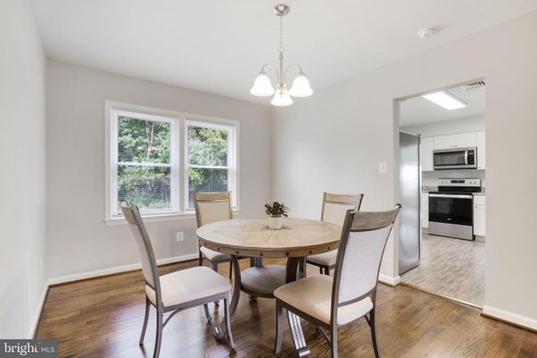 Dining room, Interior, Kitchen, Pendant Lights, Stainless Steel Appliances, Wood Texture Flooring