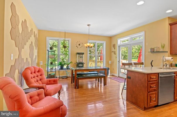 Interior, Kitchen, Living room, Pendant Lights, Recessed Lighting, Wood Texture Flooring
