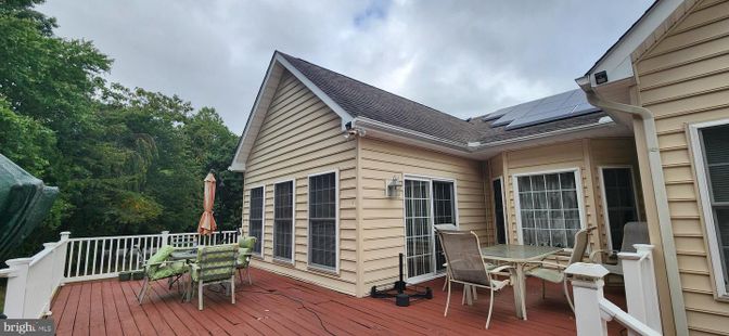 Exterior, Solar Panels