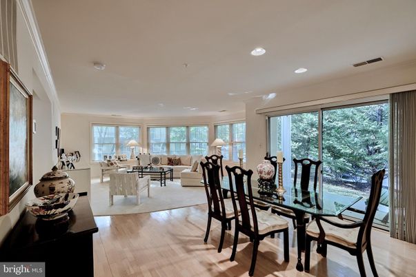 Dining room, Interior, Living room, Recessed Lighting, Wood Texture Flooring