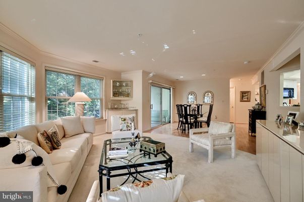 Dining room, Interior, Living room, Recessed Lighting