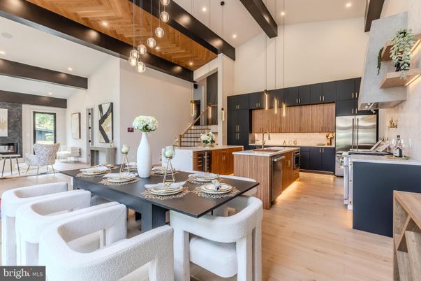 Interior, Kitchen, Living room, Pendant Lights, Recessed Lighting, Stainless Steel Appliances, Wooden Beams, Wooden Ceilings, Wood Texture Flooring