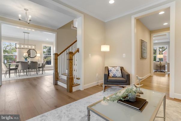Chandelier, Dining room, Interior, Pendant Lights, Recessed Lighting, Wood Texture Flooring