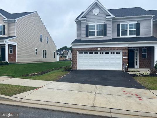 Attached, Exterior, Facade, Brick Facade, Farmhouse