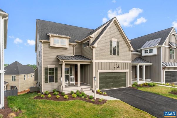 Attached, Exterior, Facade, Farmhouse