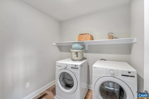 Interior, Utility Closets, Washer, Wood Texture Flooring