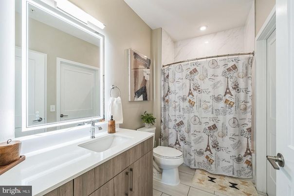 Bathroom, Interior, Marble Walls, Recessed Lighting