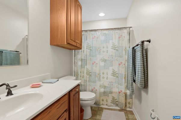Bathroom, Interior, Recessed Lighting