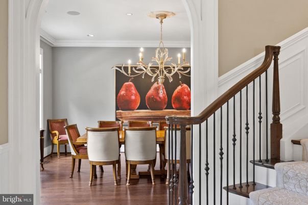 Chandelier, Dining room, Interior, Recessed Lighting, Wood Texture Flooring