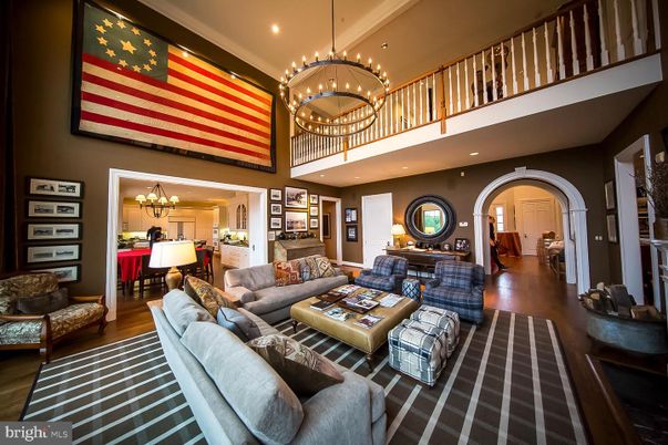 Chandelier, Dining room, Interior, Living room, Pendant Lights, Recessed Lighting, Wood Texture Flooring