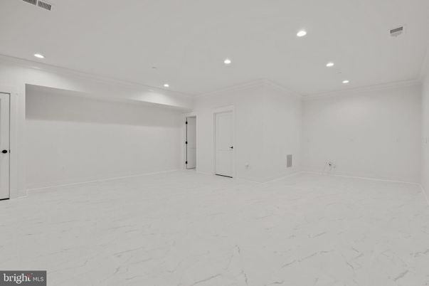 Empty room, Interior, Marble, Recessed Lighting