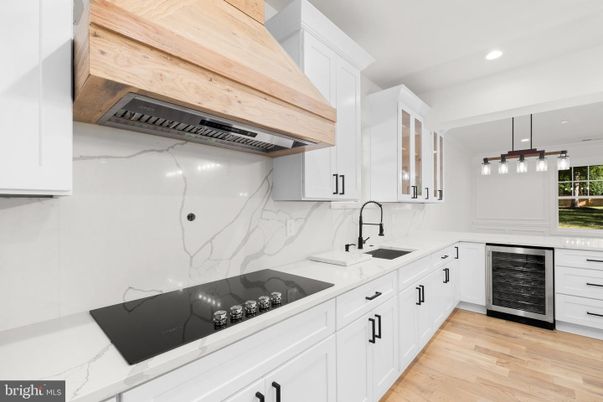 Interior, Kitchen, Marble Walls, Recessed Lighting, Wood Texture Flooring