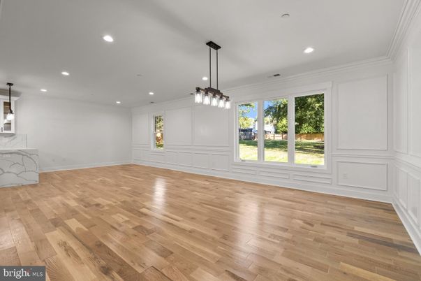 Empty room, Interior, Pendant Lights, Recessed Lighting, Wood Texture Flooring