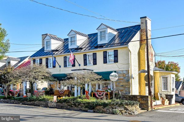 Exterior, Facade, Solar Panels, Georgian