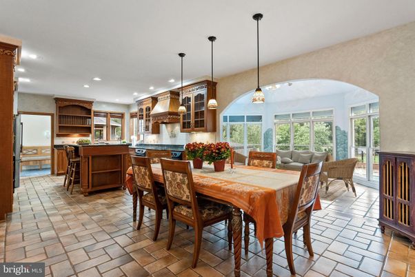 Dining room, Interior, Kitchen, Pendant Lights, Recessed Lighting