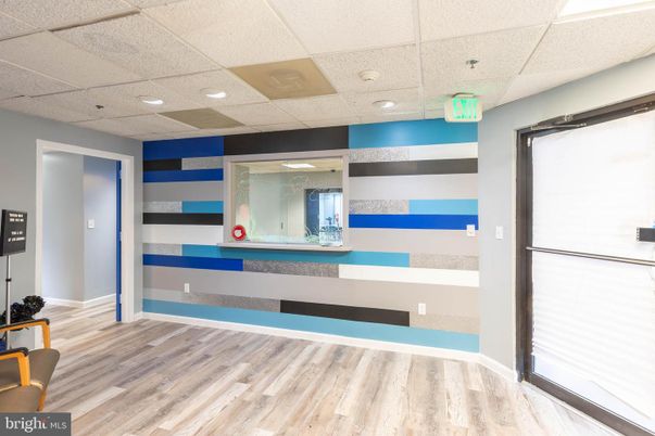 Elevator, Interior, Recessed Lighting, Wood Texture Flooring