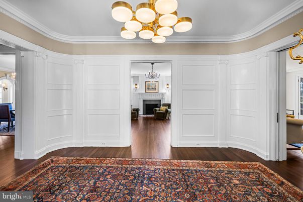 Chandelier, Fireplace, Interior, Wood Texture Flooring
