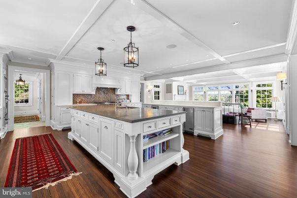 Dining room, Interior, Kitchen, Pendant Lights, Recessed Lighting, Wood Texture Flooring