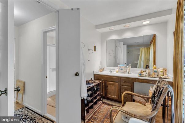 Bathroom, Interior, Recessed Lighting, Wood Texture Flooring