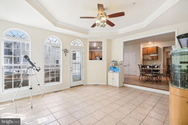 Dining room, Interior, Kitchen, Recessed Lighting