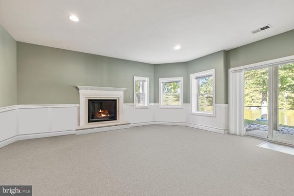 Empty room, Fireplace, Interior, Recessed Lighting