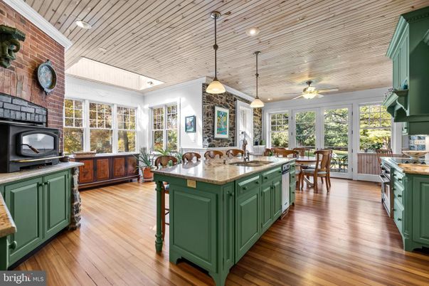 Dining room, Interior, Kitchen, Pendant Lights, Recessed Lighting, Stone Walls, Wood Texture Flooring