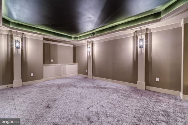 Elevator, Empty room, Interior, Recessed Lighting