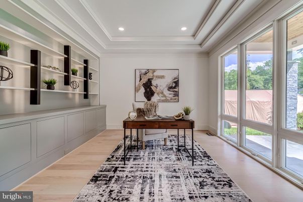 Home Office, Interior, Recessed Lighting, Wood Texture Flooring