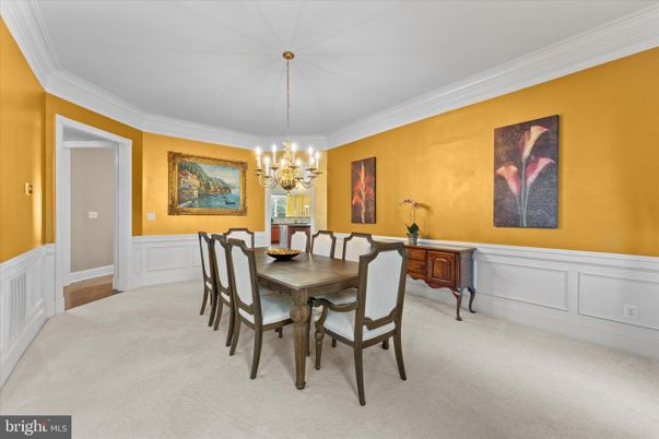 Chandelier, Dining room, Interior
