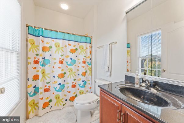 Bathroom, Interior, Recessed Lighting, Tile Countertops