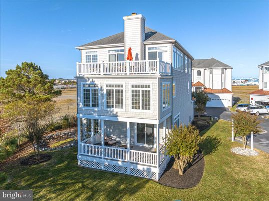 Backyard, Exterior, Facade, Georgian