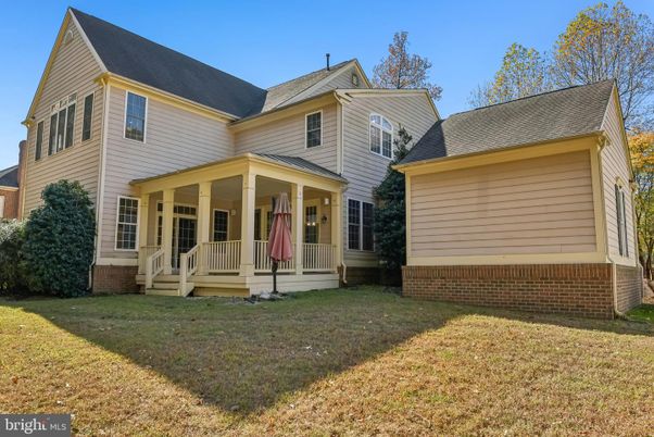 Exterior, Facade, Farmhouse