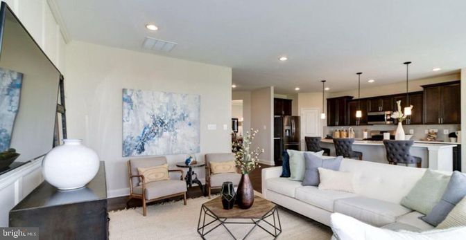 Dining room, Interior, Kitchen, Living room, Pendant Lights, Recessed Lighting