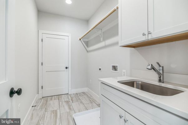 Interior, Marble, Recessed Lighting