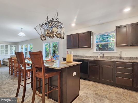 Dining room, Interior, Kitchen, Recessed Lighting