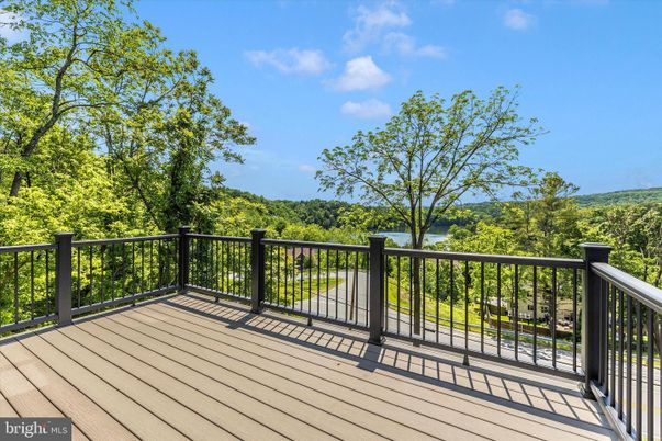 Exterior, Wood Texture Flooring