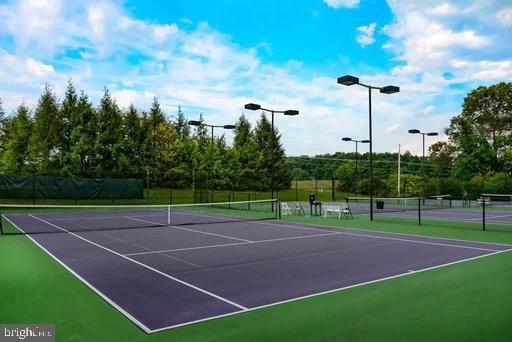Exterior, Tennis Courts