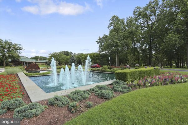 Exterior, Lake, Pool