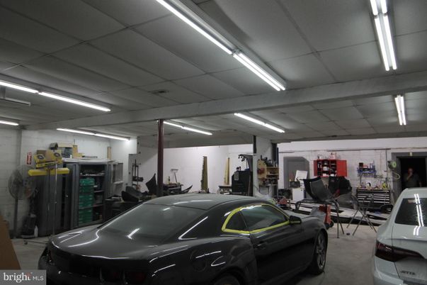 Garage, Interior