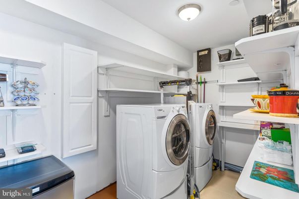 Interior, Washer