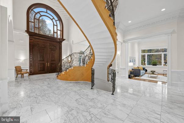 Interior, Marble, Recessed Lighting