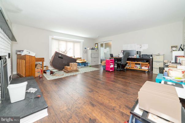 Fireplace, Home Office, Interior, Wood Texture Flooring