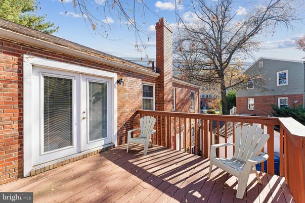 Exterior, Wood Texture Flooring