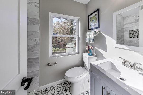 Bathroom, Interior, Marble Walls
