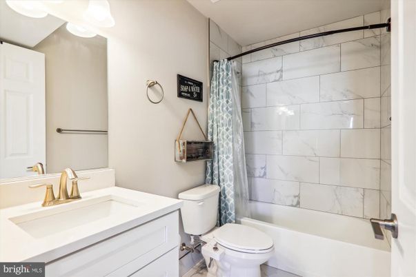 Bathroom, Interior, Marble Walls