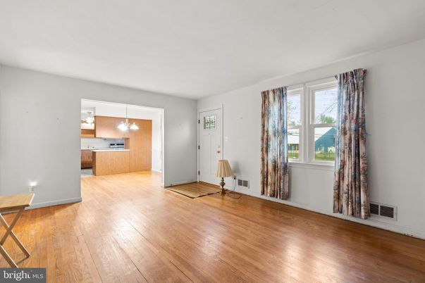Empty room, Interior, Kitchen, Pendant Lights, Wood Texture Flooring