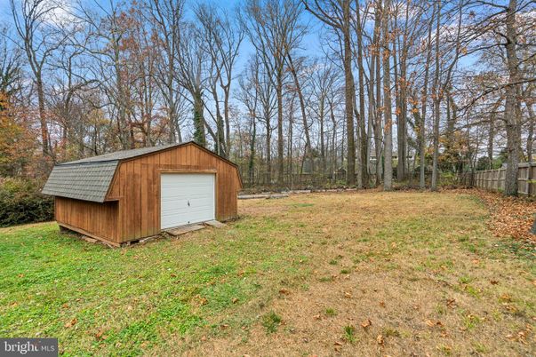 Backyard, Detached Garage, Exterior