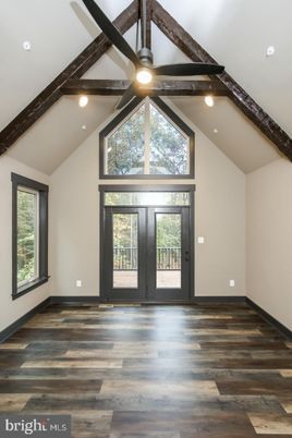 Empty room, Interior, Recessed Lighting, Wooden Beams, Wood Texture Flooring