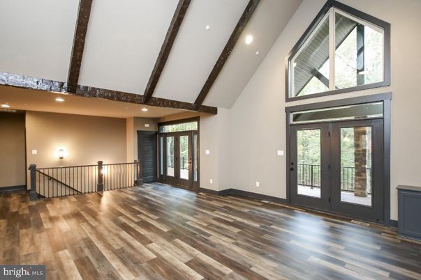 Empty room, Interior, Recessed Lighting, Wooden Beams, Wood Texture Flooring